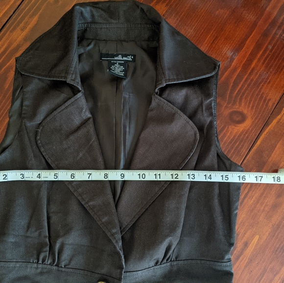 Vest - Picture 14 of 14